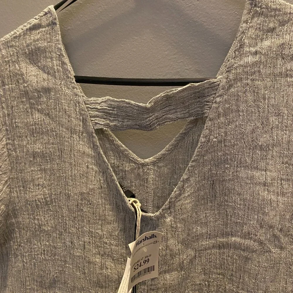 Ladies Dress - Picture 3 of 5